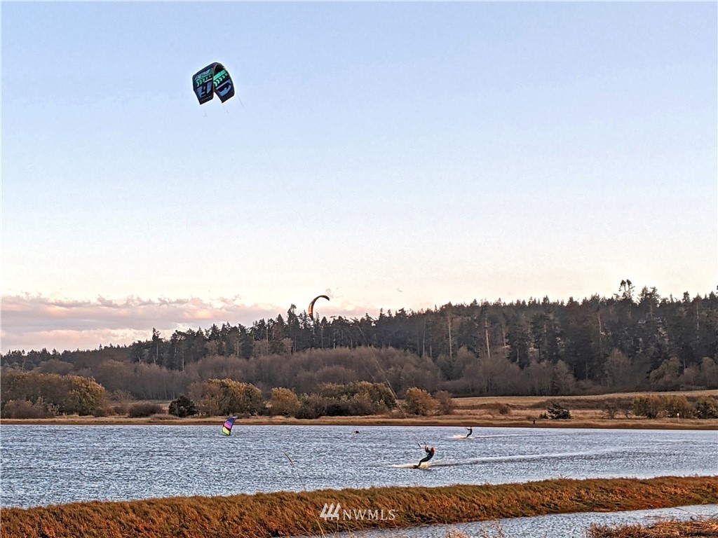 2545 West Beach Road Oak Harbor, WA 98277 - Photo 27 of 29 Gallery Image 27