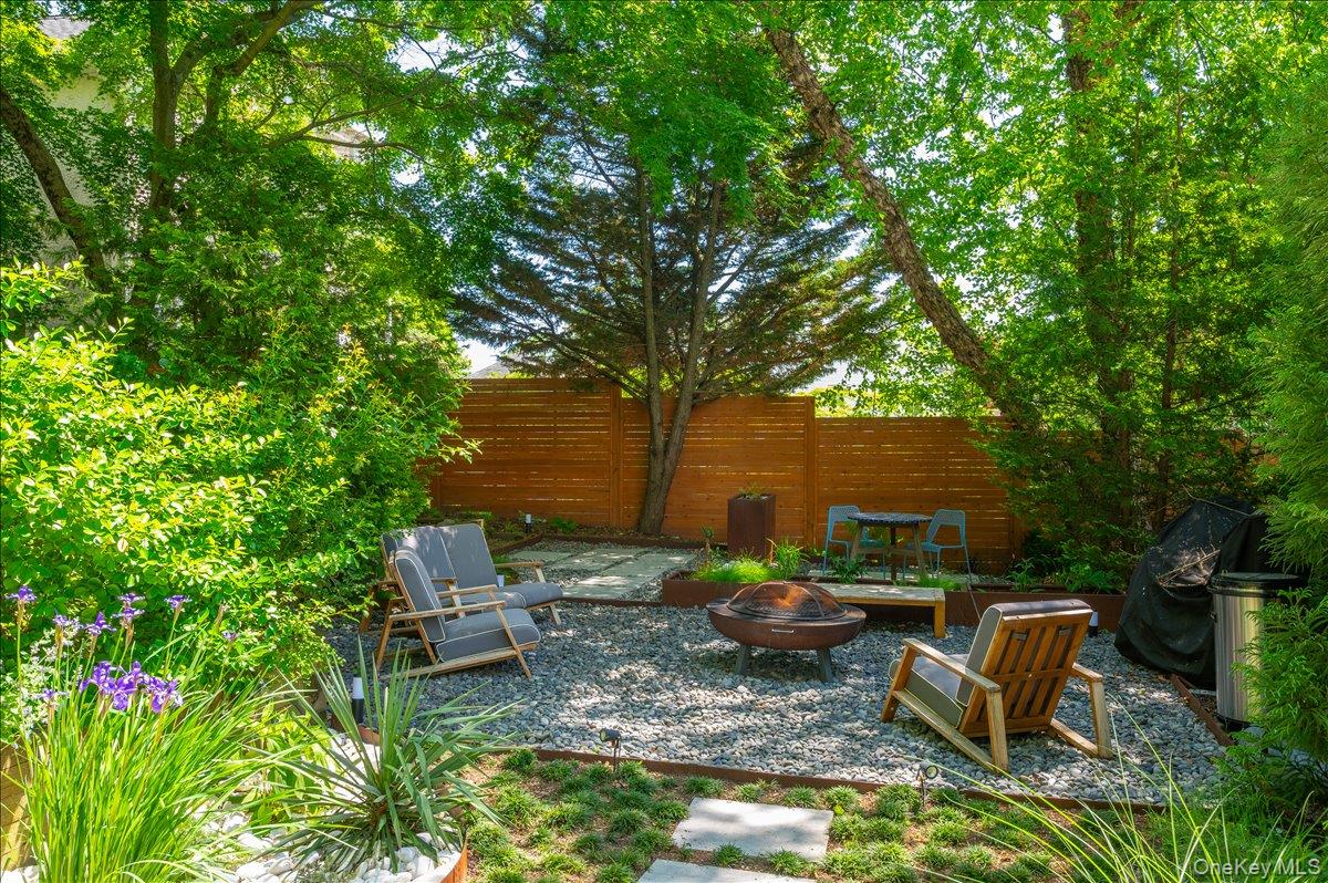 80 Maple Avenue Rye, NY 10580 - Photo 31 of 37 The Lower Yard