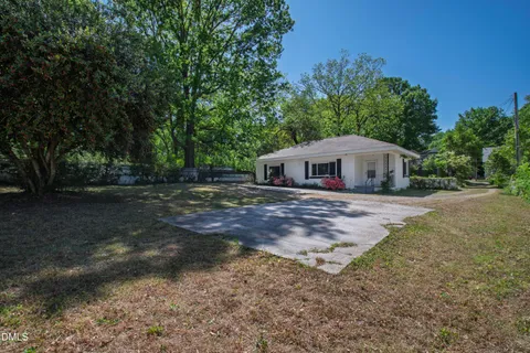 $635,000 | 2618 Bedford Avenue, Raleigh, NC 27607