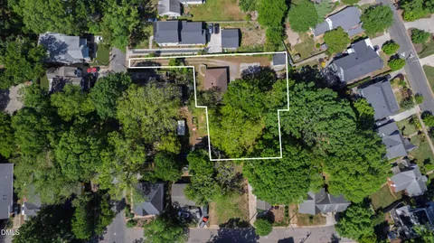 $635,000 | 2618 Bedford Avenue, Raleigh, NC 27607