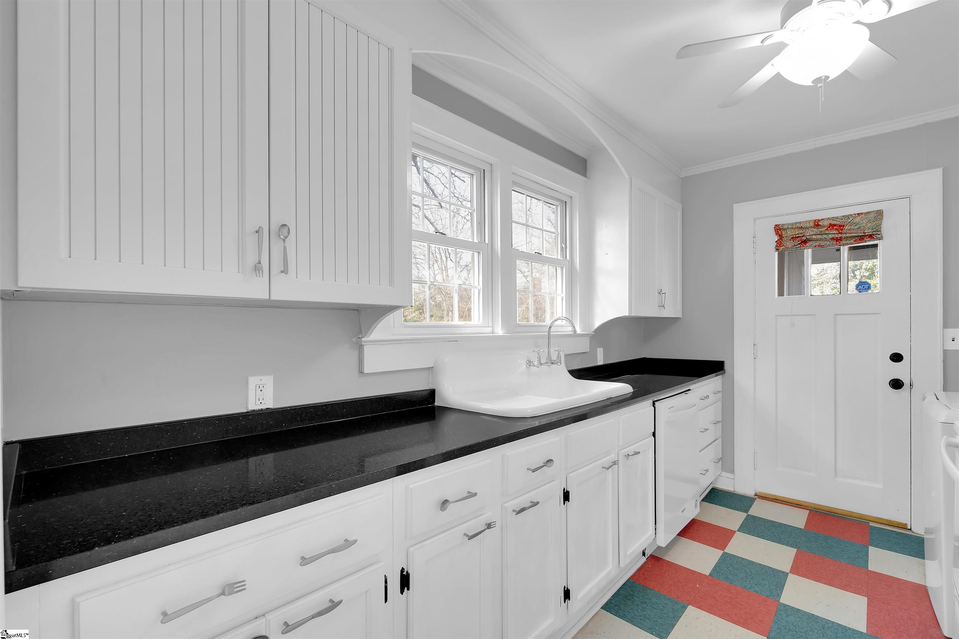 305 East Broad Street Anderson, SC 29621 - Photo 8 of 26 Gallery Image 8