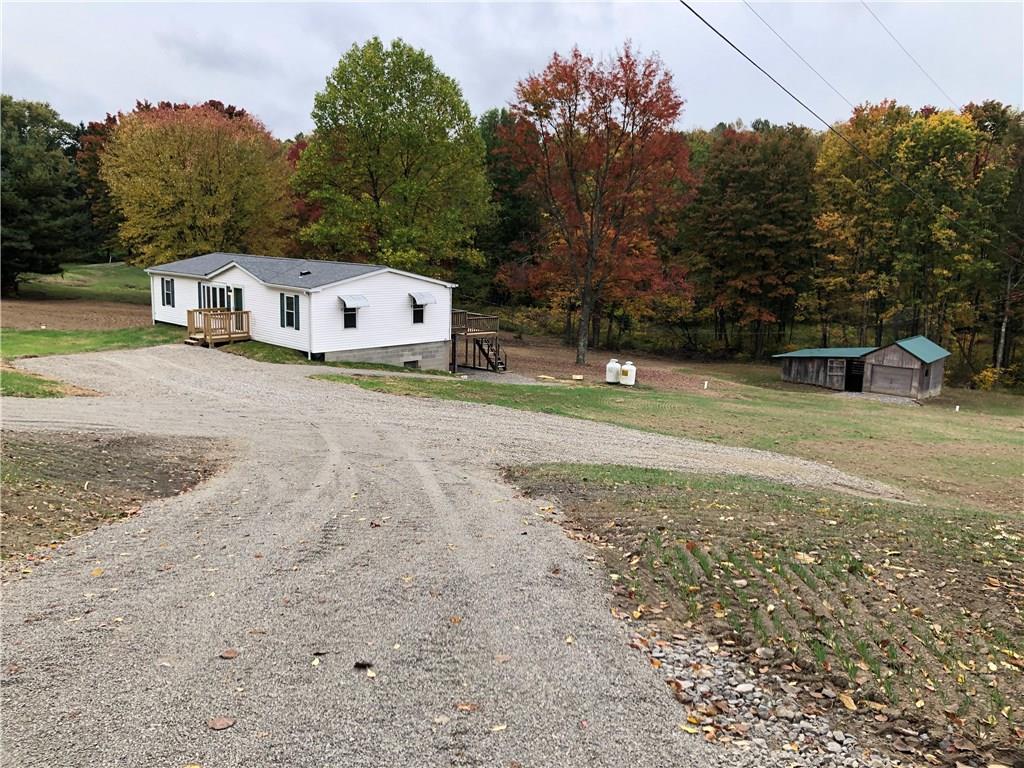 1362 Ross Road Avonmore, PA 15618 - Photo 2 of 25