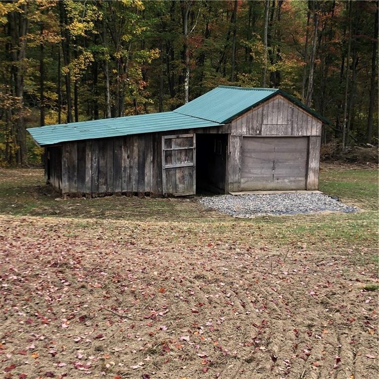 1362 Ross Road Avonmore, PA 15618 - Photo 7 of 25