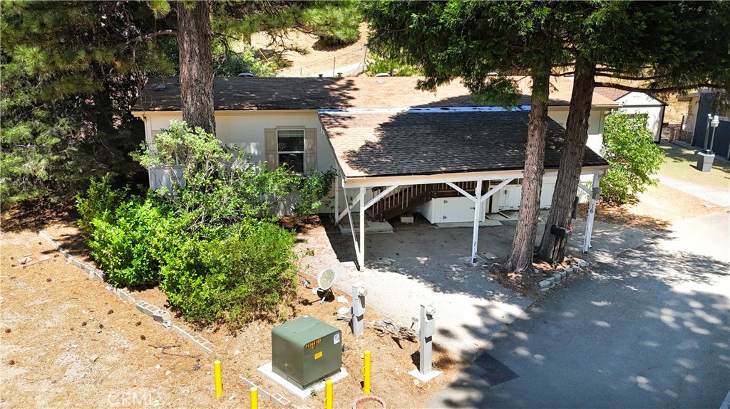 22899 Byron Road, Unit 16 Crestline, CA 92325 - Photo 4 of 33