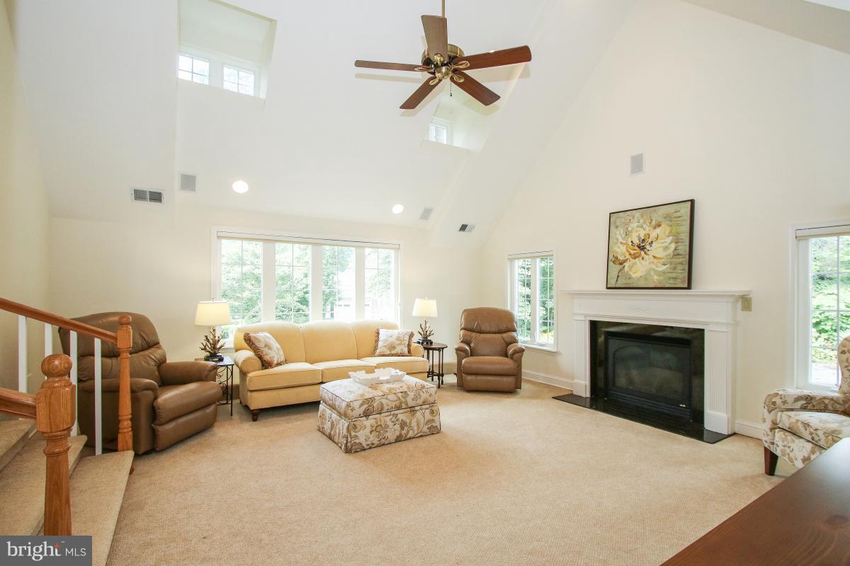 4105 Beverly Road Rockville, MD 20853 - Photo 12 of 29 Family Room