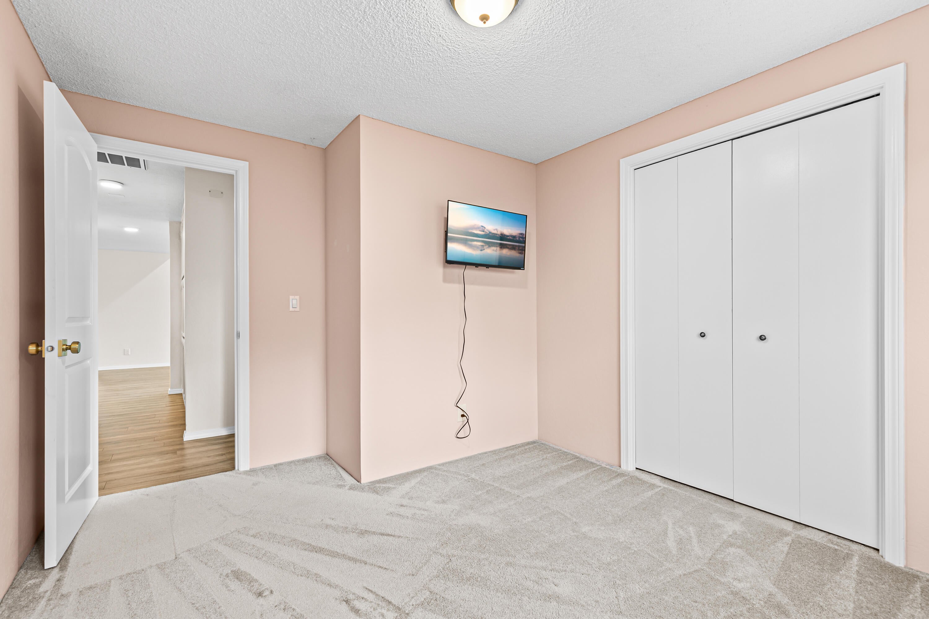2854 Yvonne Road Medford, OR 97504 - Photo 24 of 41 9R9A0492