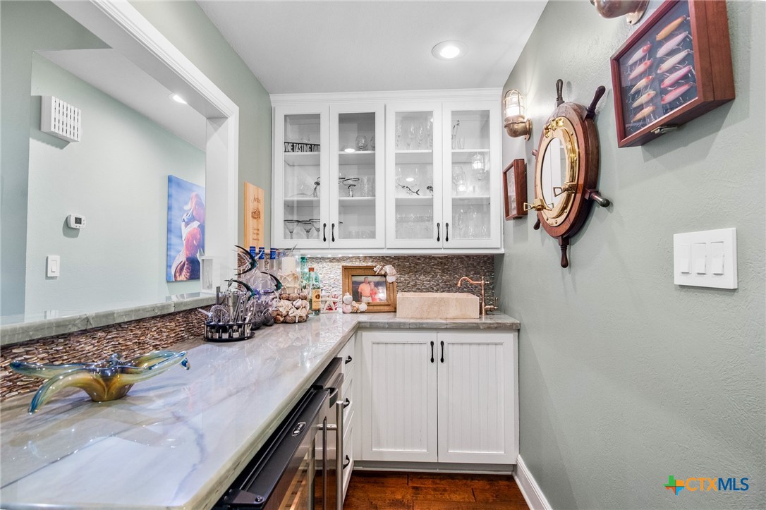 2133 Maple Street Port O'Connor, TX 77982 - Photo 13 of 48