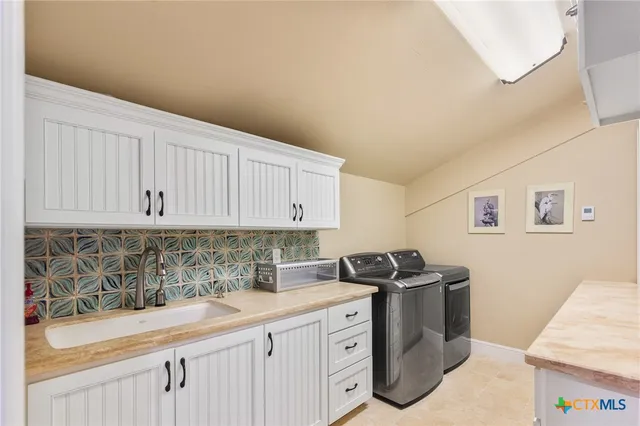 $1,499,000 | 2133 Maple Street, Port O'Connor, TX 77982