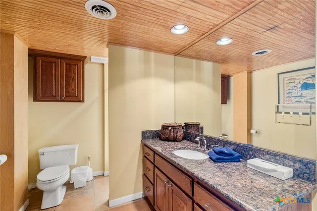 $1,499,000 | 2133 Maple Street, Port O'Connor, TX 77982