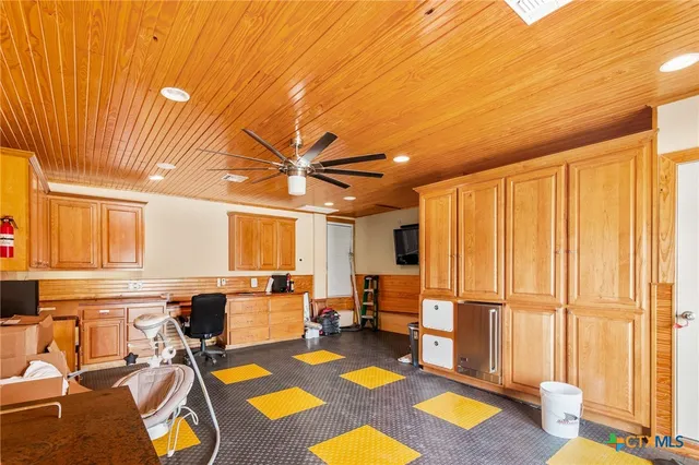 $1,499,000 | 2133 Maple Street, Port O'Connor, TX 77982