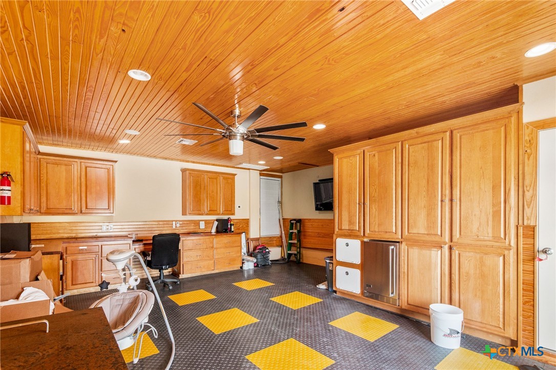 2133 Maple Street Port O'Connor, TX 77982 - Photo 34 of 48