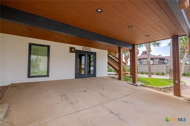 $1,499,000 | 2133 Maple Street, Port O'Connor, TX 77982