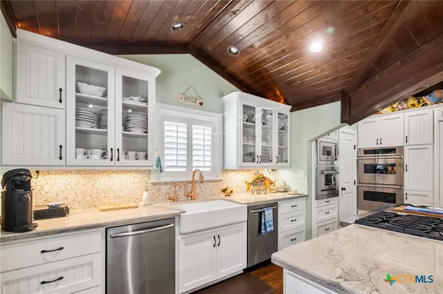 $1,499,000 | 2133 Maple Street, Port O'Connor, TX 77982