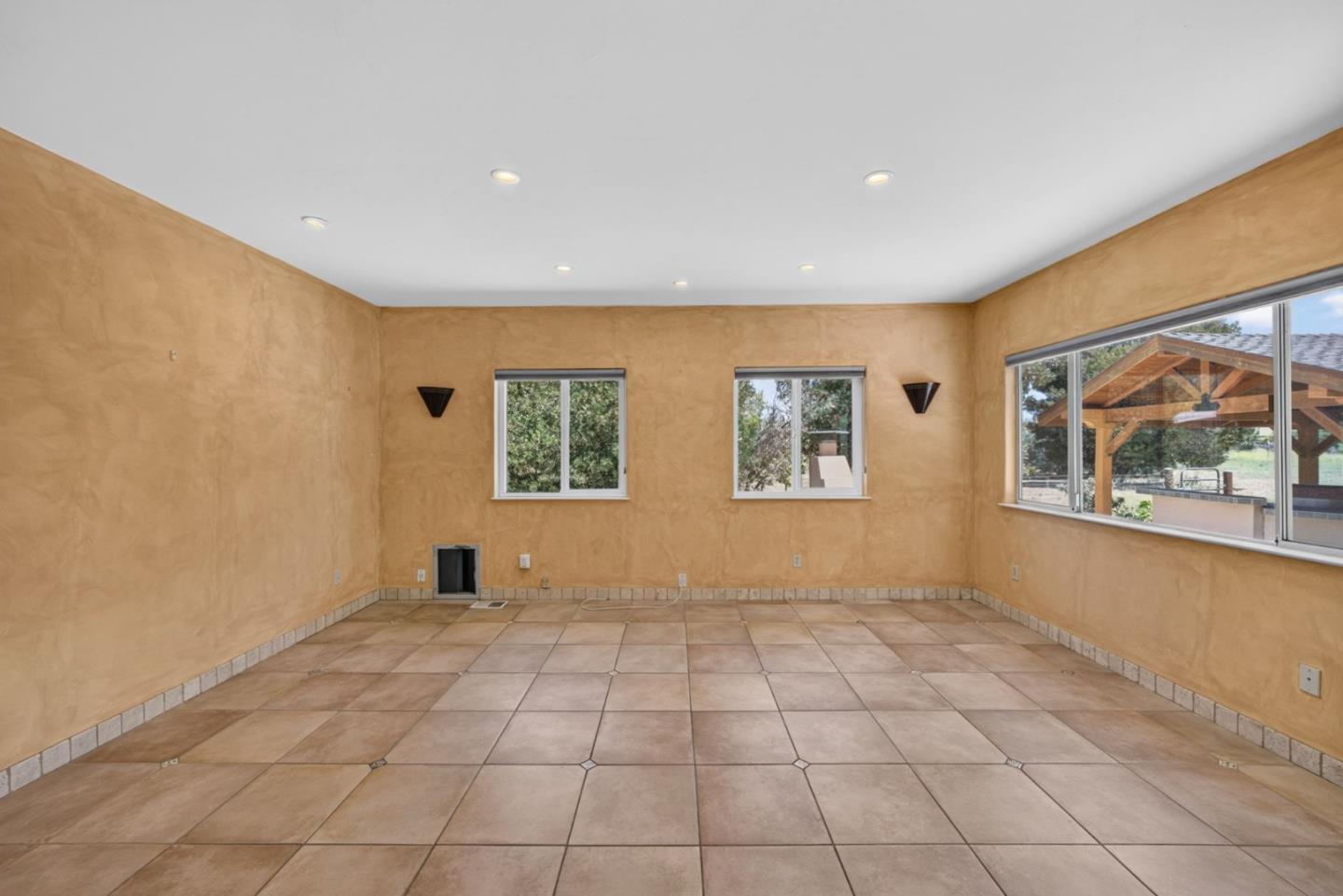 3385 Cienega Road Hollister, CA 95023 - Photo 25 of 51