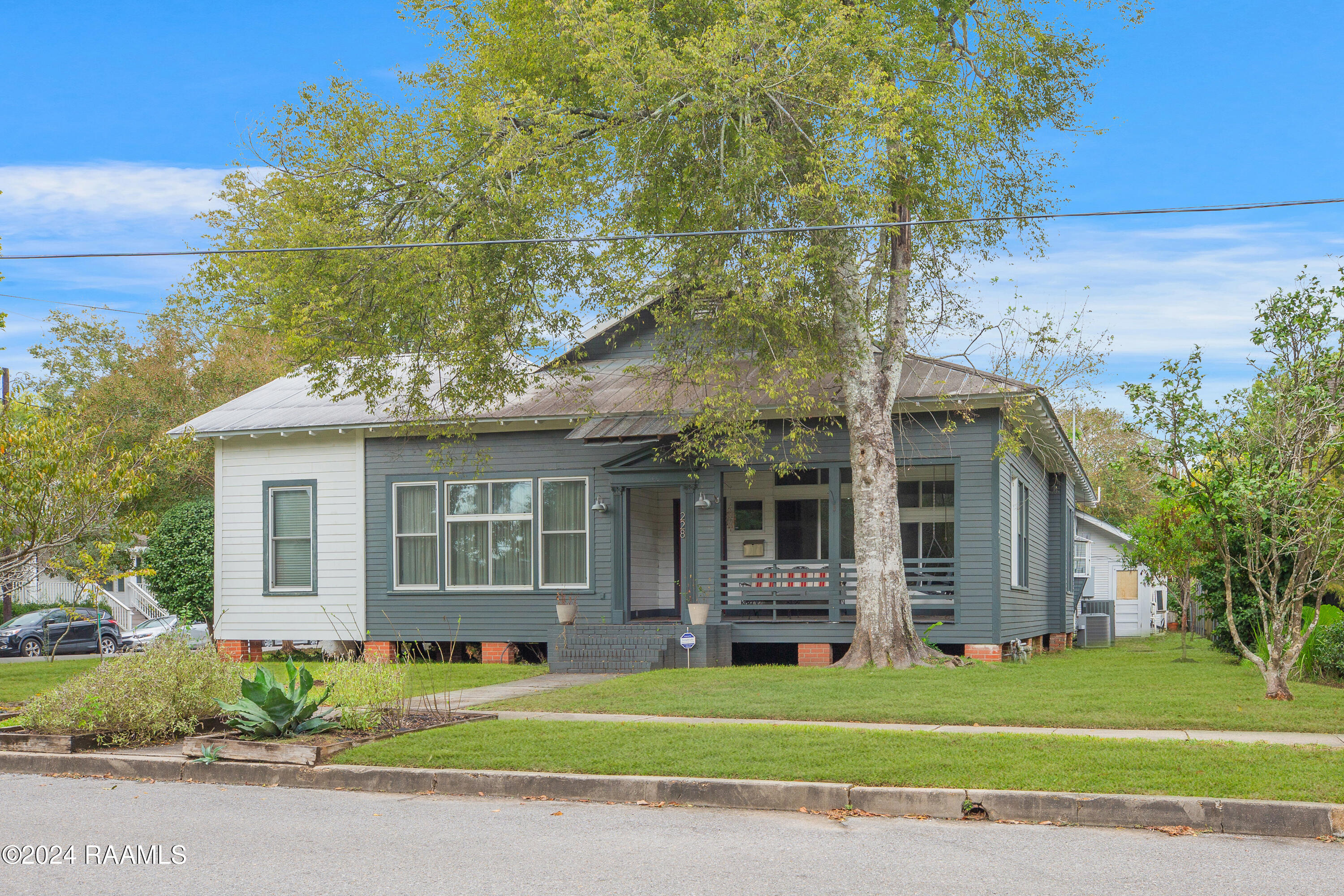 228 Cherry Street Lafayette, LA 70506 - Photo 2 of 41 228Cherry-2