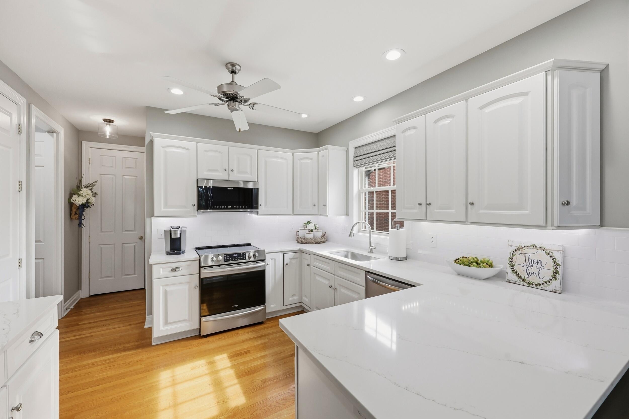 3244 Sebastian Lane Lexington, KY 40513 - Photo 13 of 46 Kitchen