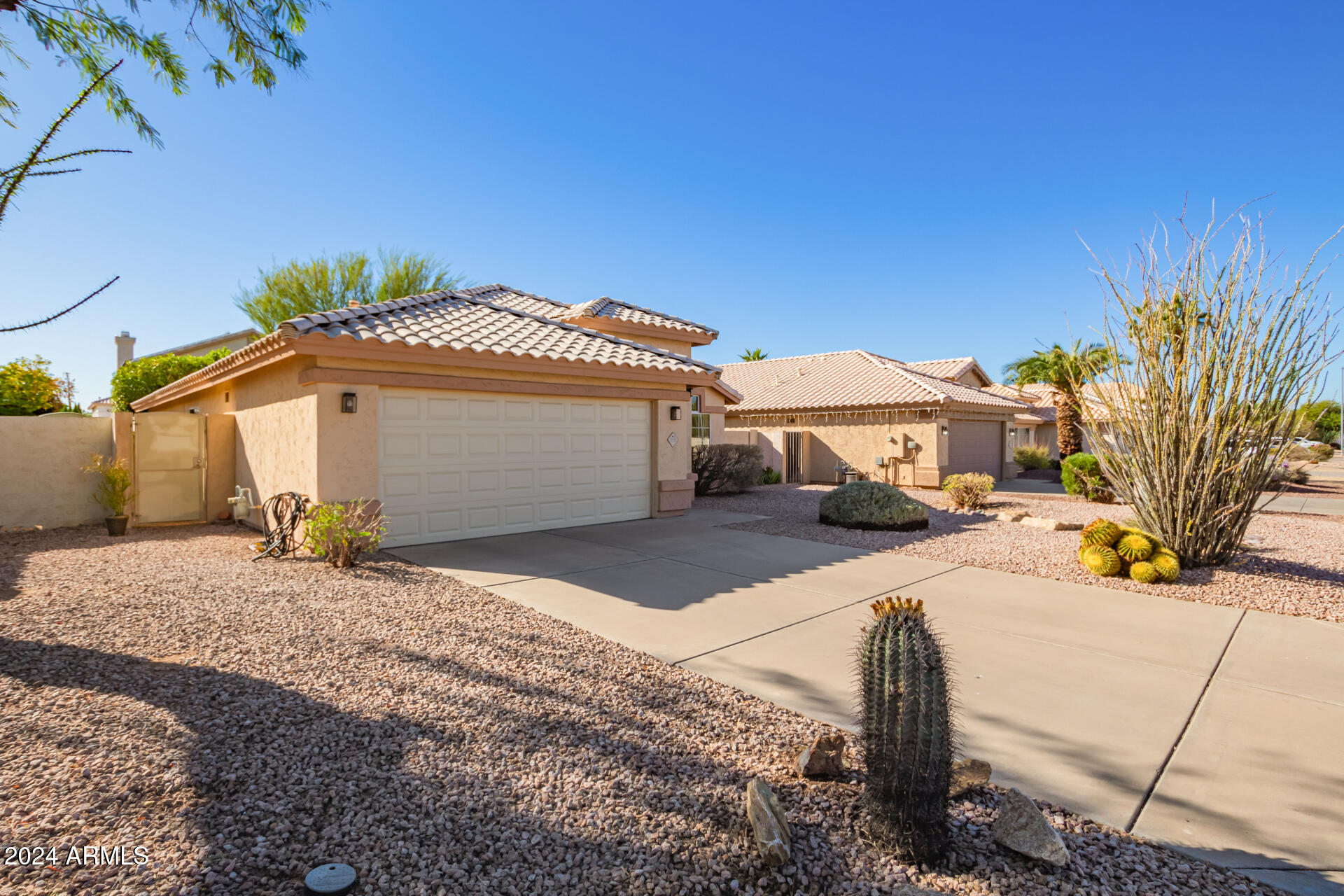 3531 East Utopia Road Phoenix, AZ 85050 - Photo 2 of 25 Gallery Image 2