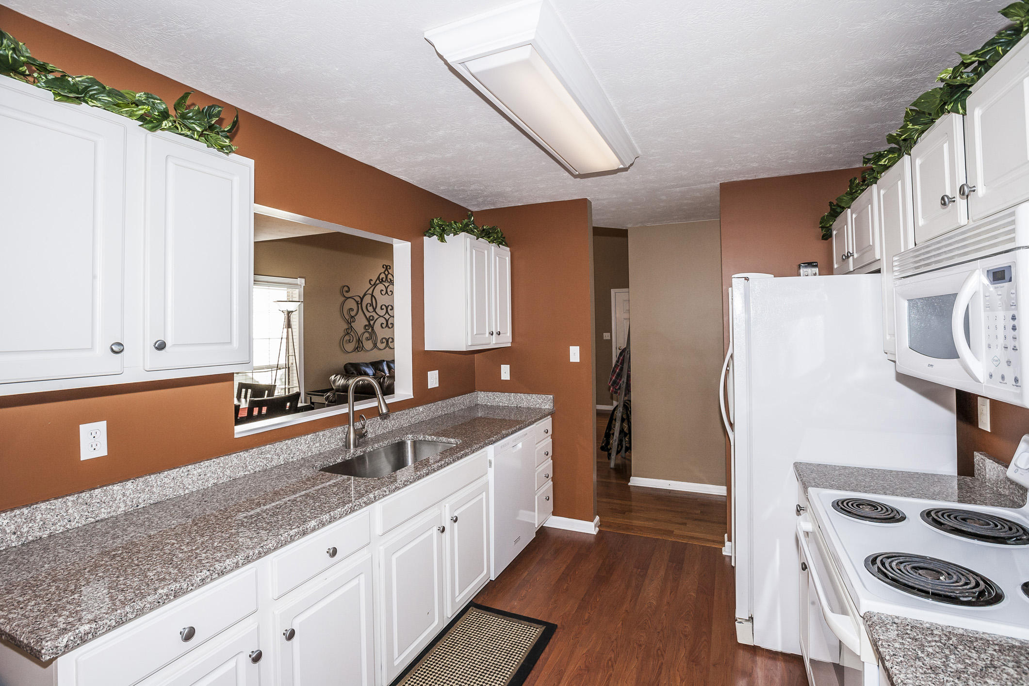 719 Station View Road Knoxville, TN 37919 - Photo 11 of 33 Kitchen