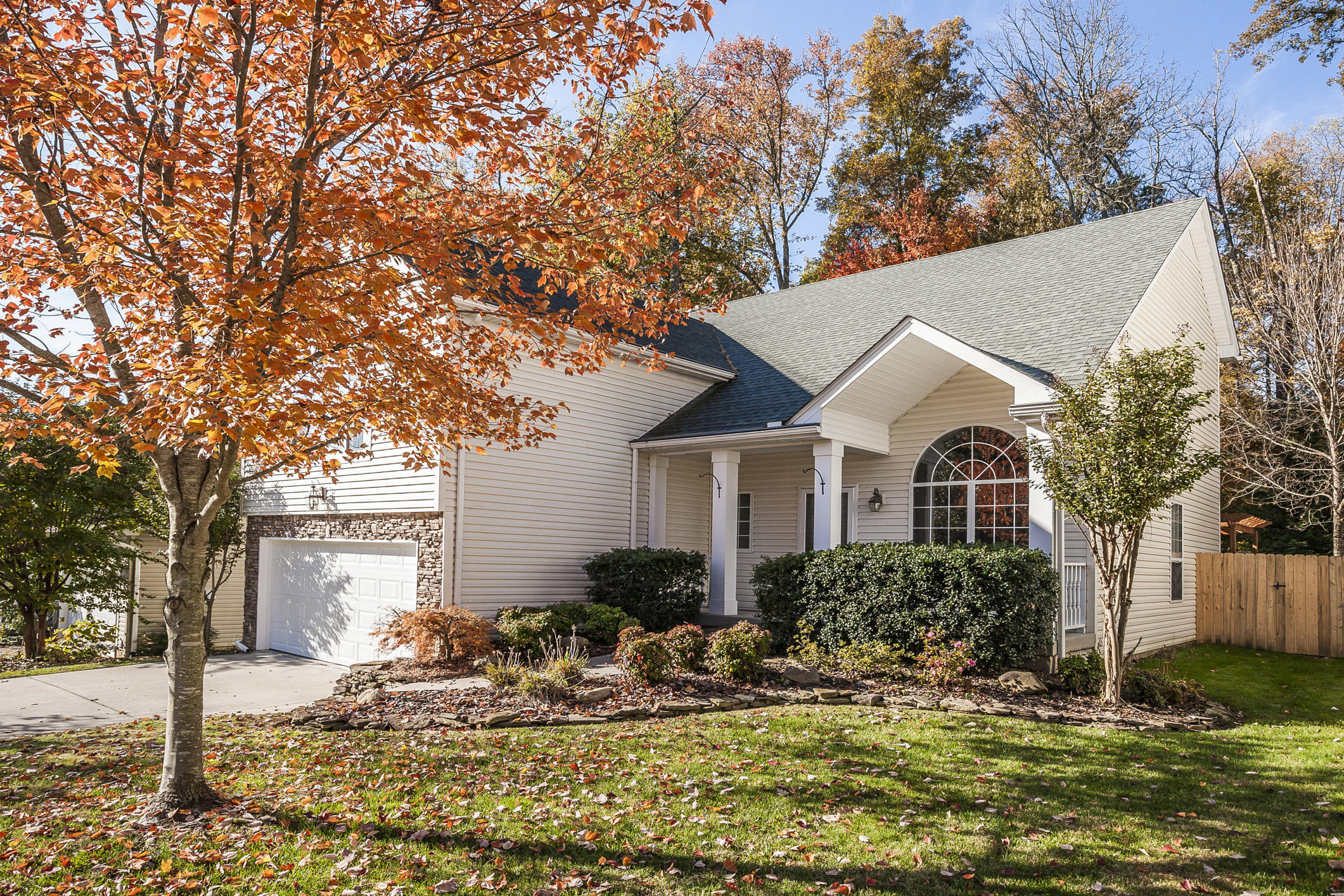 719 Station View Road Knoxville, TN 37919 - Photo 3 of 33 Front