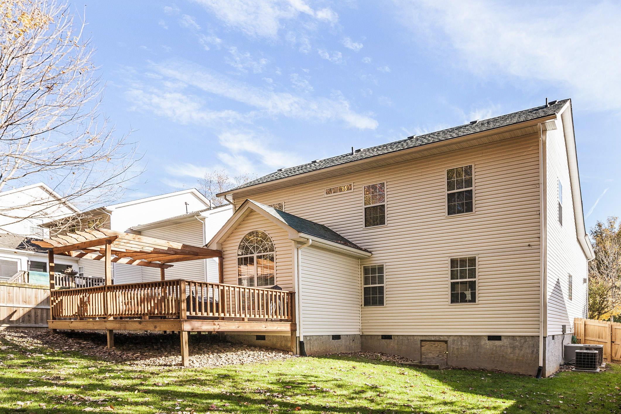 719 Station View Road Knoxville, TN 37919 - Photo 33 of 33 Back of Home