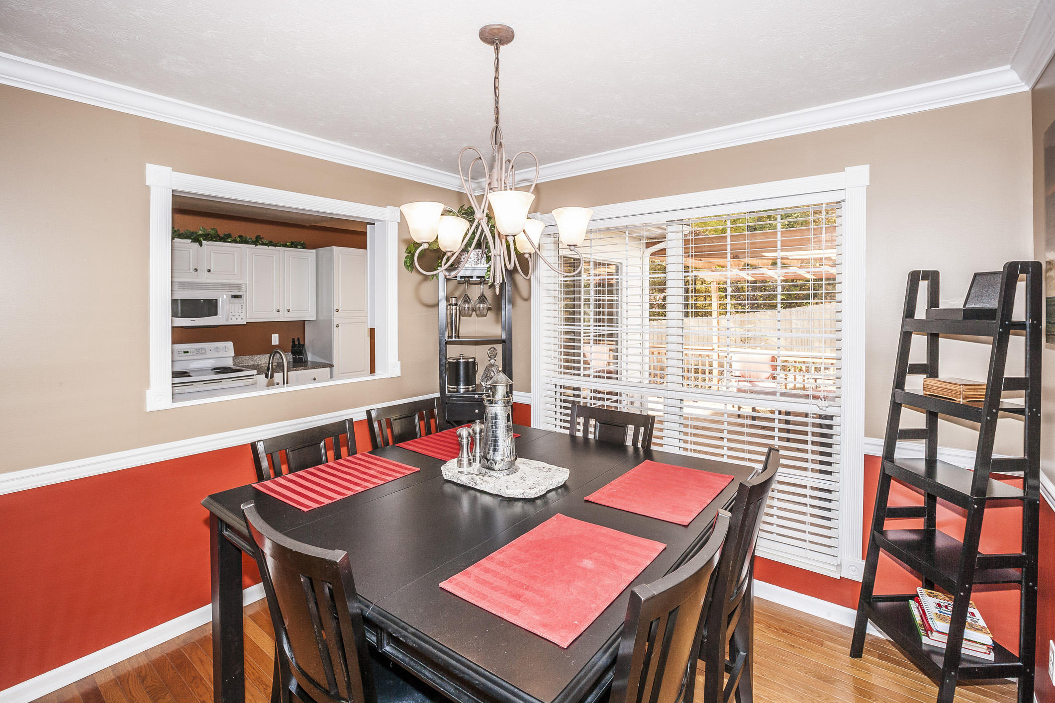 719 Station View Road Knoxville, TN 37919 - Photo 7 of 33 Dining Area