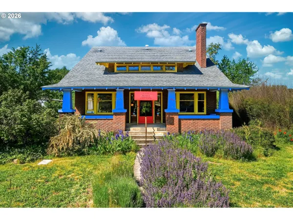 $525,000 | 622 South Main Street, Milton Freewater, OR 97862