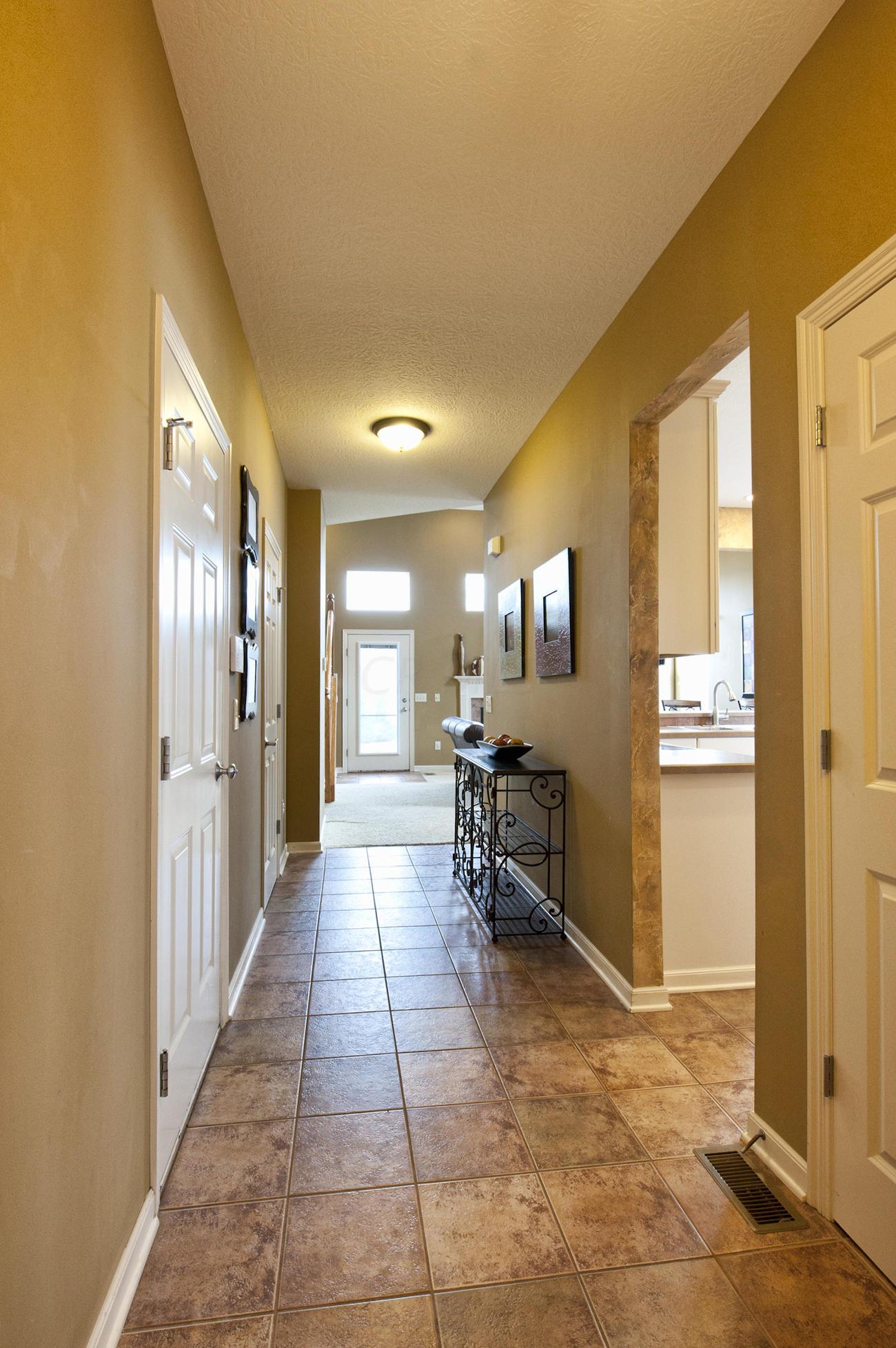 415 Shellbark Road Marysville, OH 43040 - Photo 3 of 23 Gallery Image 3