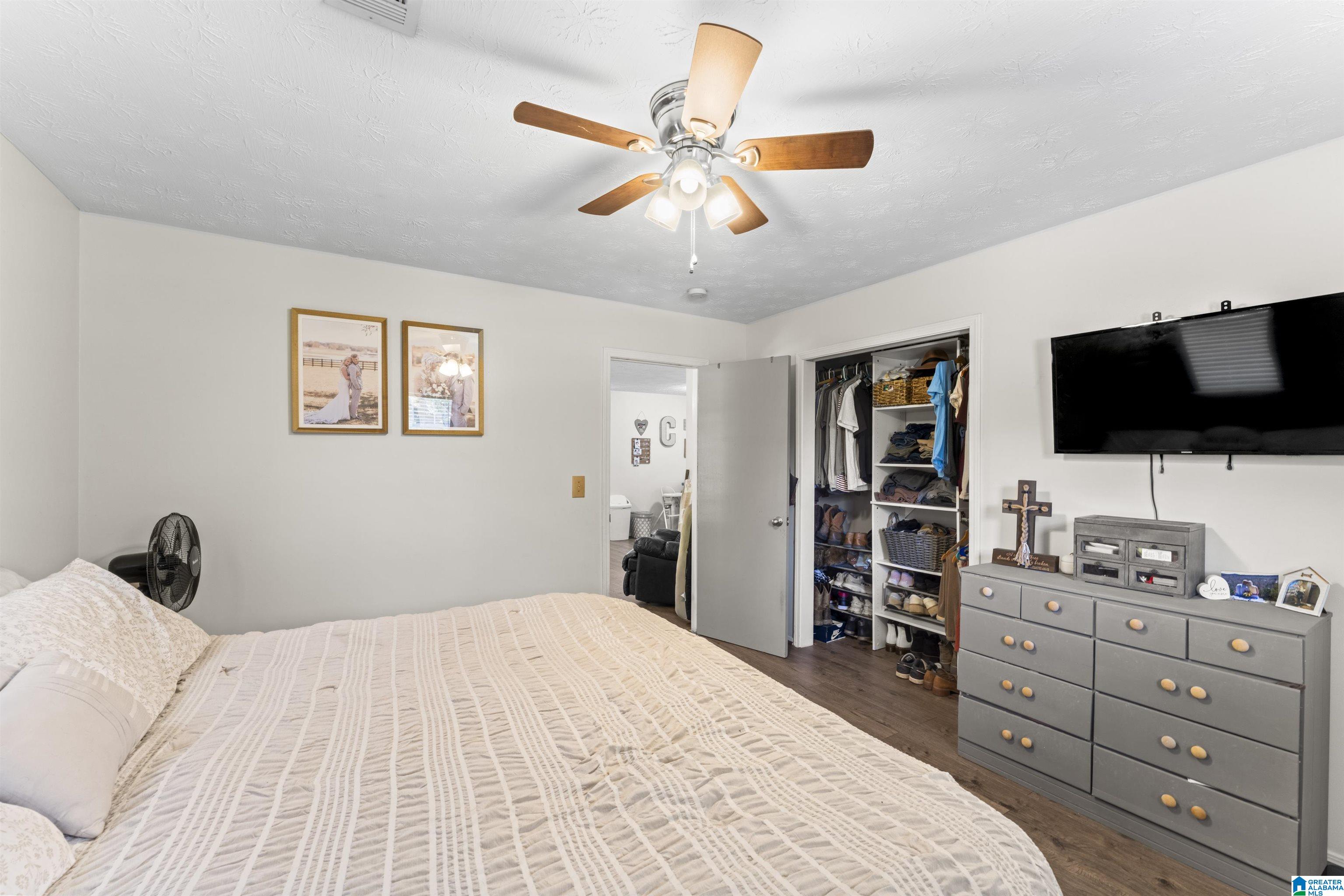 9483 Dads Hill Road Warrior, AL 35180 - Photo 8 of 37