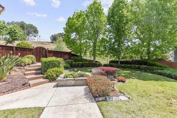 $1,000,000 | 2108 Jeremy Place, Escondido, CA 92027
