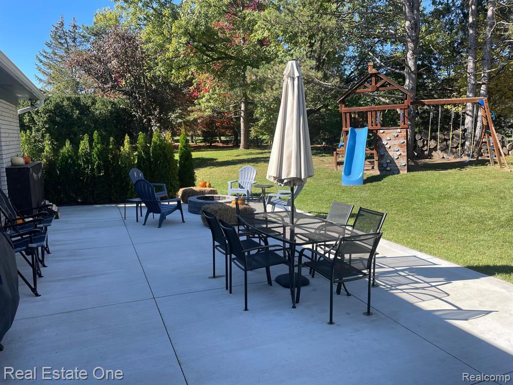 449 Silvervale Drive Rochester Hills, MI 48309 - Photo 29 of 34
