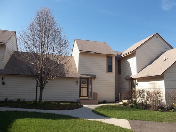 599 Dunham Road Gurnee, IL 60031 - Photo 1 of 10