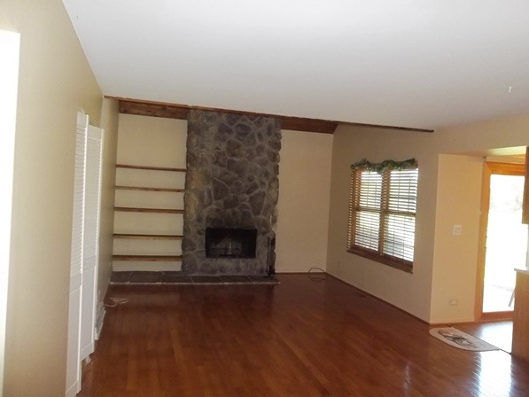 599 Dunham Road Gurnee, IL 60031 - Photo 3 of 10