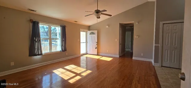 $1,800 | 204 Holly Lane, Swansboro, NC 28584