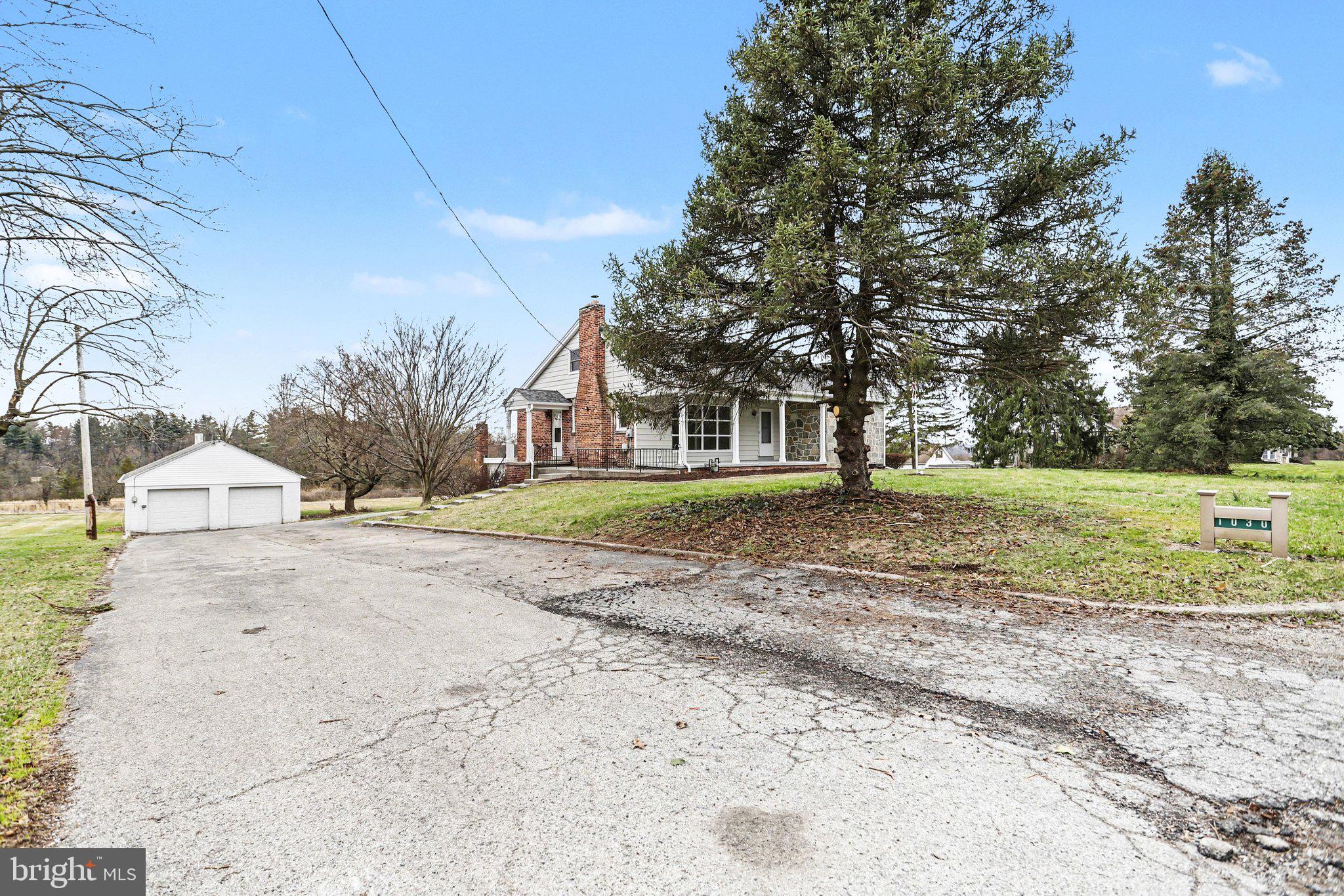 1030 East Canal Road Dover, PA 17315 - Photo 3 of 32