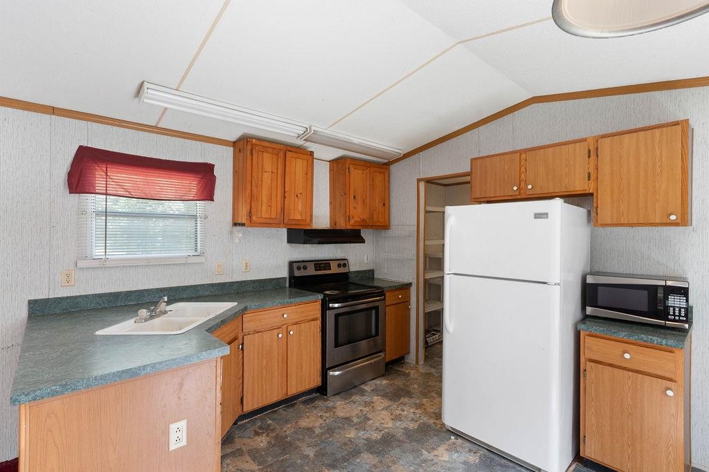 186 Corry Road Blacksburg, SC 29702 - Photo 4 of 33