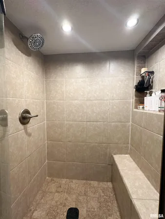 $210,000 | 606 West Lincoln Street, De Soto, IL 62924