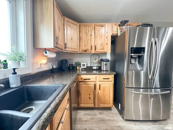 $210,000 | 606 West Lincoln Street, De Soto, IL 62924