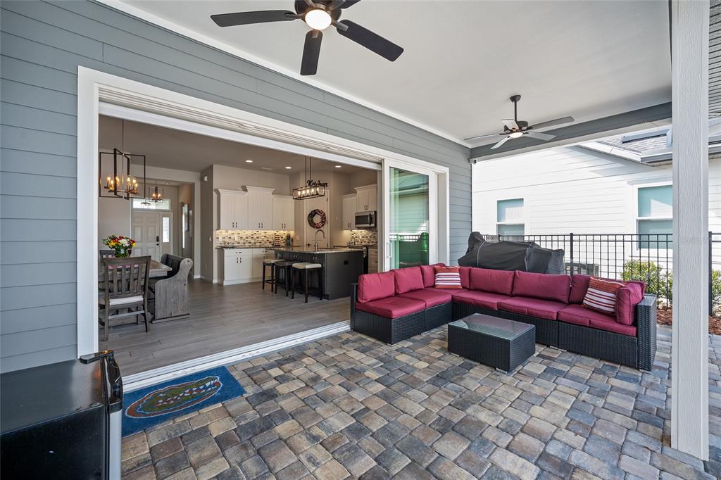 12092 Southwest 29th Place Gainesville, FL 32608 - Photo 28 of 38 a living room with furniture