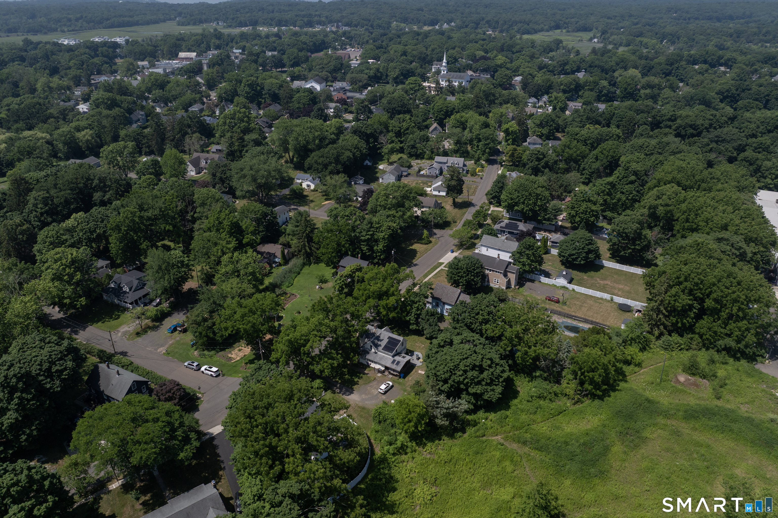 98 Union Street Guilford, CT 06437 - Photo 2 of 35