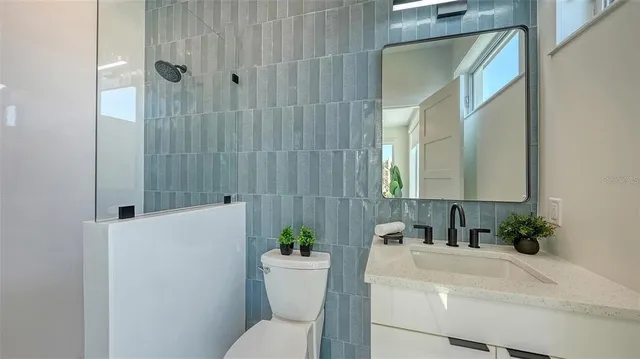 $3,990,000 | 8800 Midnight Pass Road, Sarasota, FL 34242