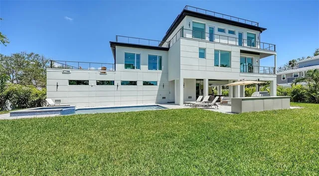 $3,990,000 | 8800 Midnight Pass Road, Sarasota, FL 34242