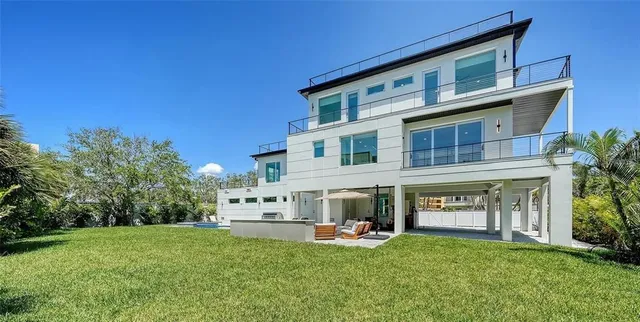 $3,990,000 | 8800 Midnight Pass Road, Sarasota, FL 34242