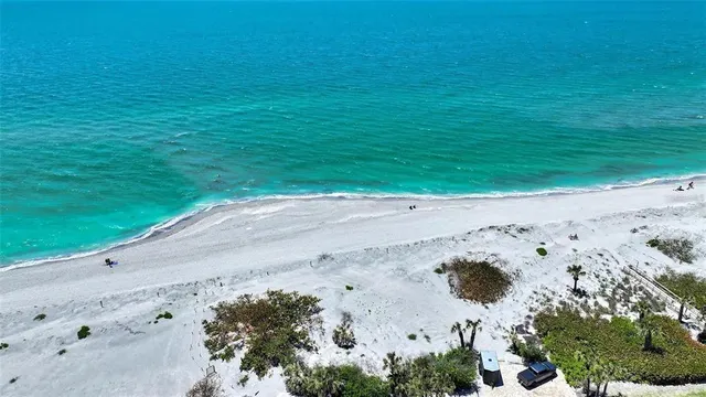 $3,990,000 | 8800 Midnight Pass Road, Sarasota, FL 34242