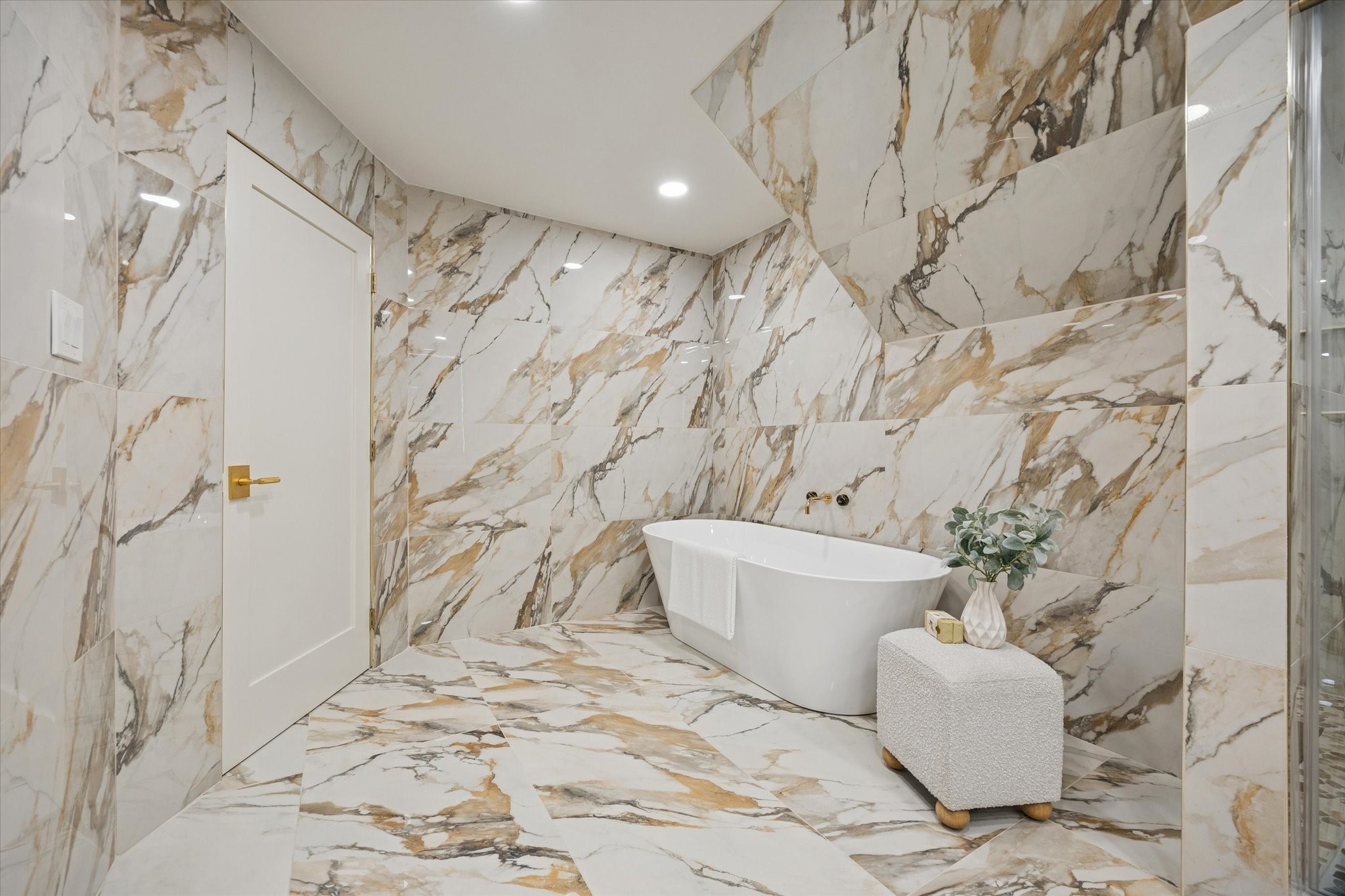 3210 Freshmeadows Drive Houston, TX 77063 - Photo 14 of 38