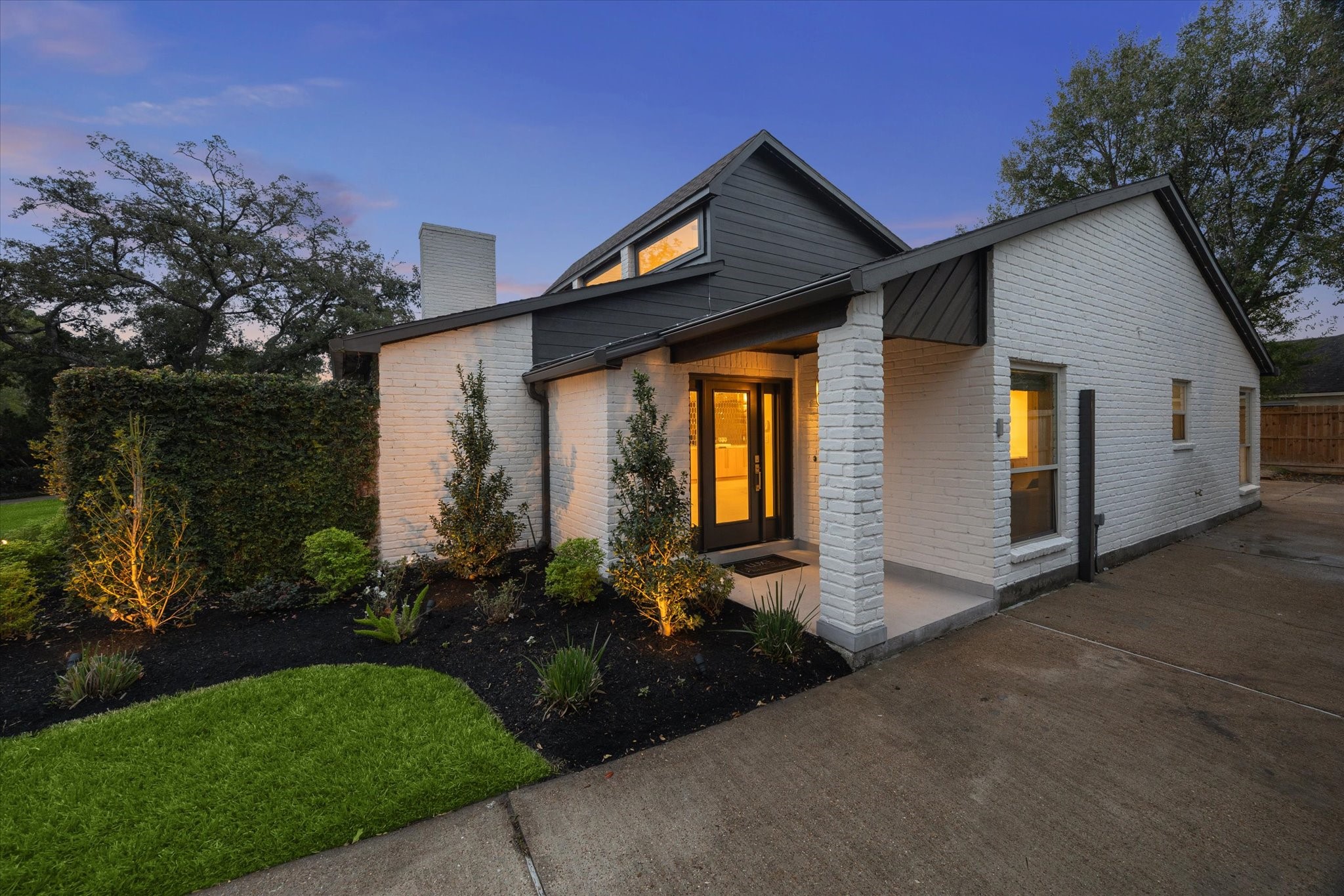 3210 Freshmeadows Drive Houston, TX 77063 - Photo 26 of 38