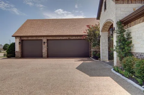 $780,000 | 1221 Prestwick Court, Granbury, TX 76048