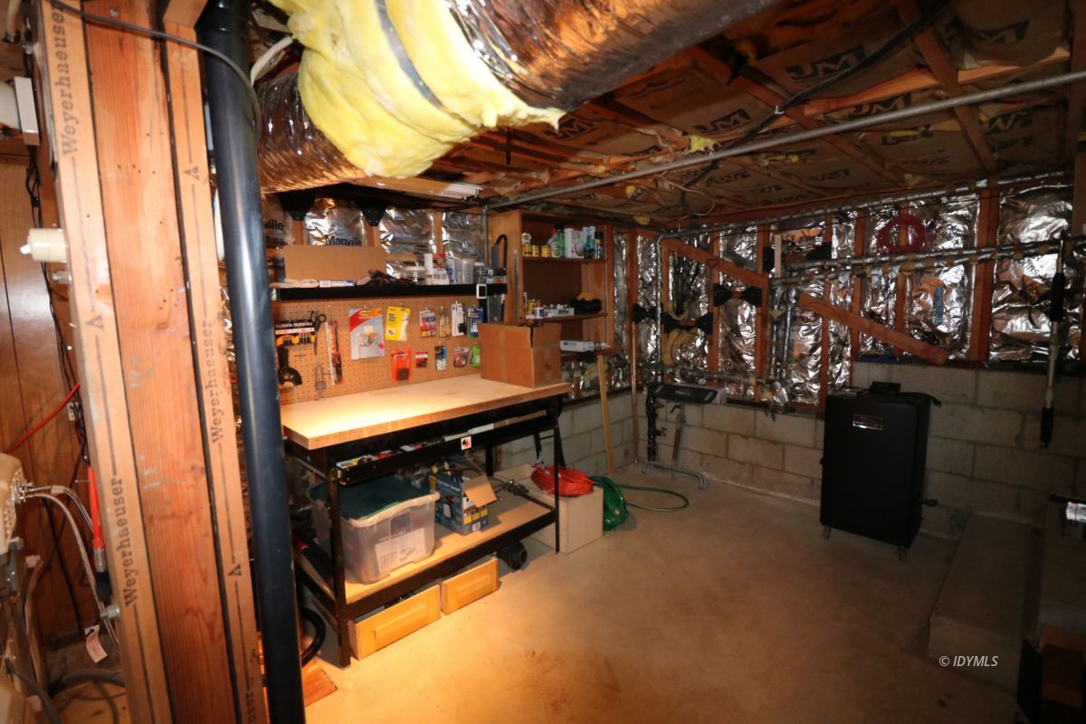 24796 Fern Valley Road Idyllwild, CA 92549 - Photo 19 of 20 a view of storage and utility room