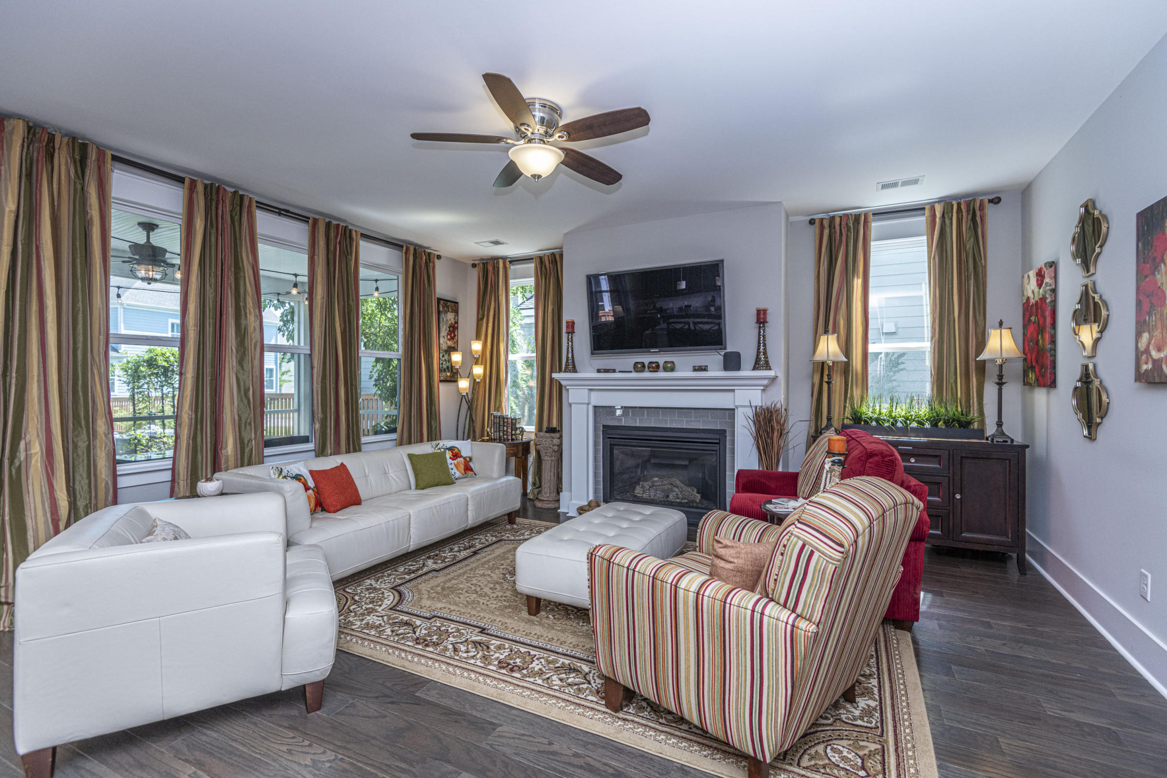 248 Ribbon Road Summerville, SC 29483 - Photo 3 of 46 Living Room