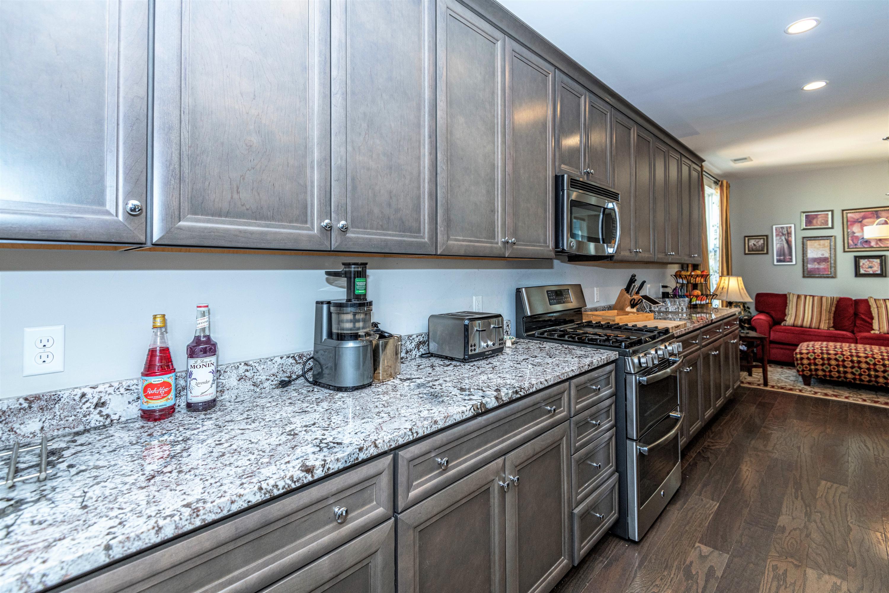 248 Ribbon Road Summerville, SC 29483 - Photo 6 of 46 Kitchen Counters and Cabinets