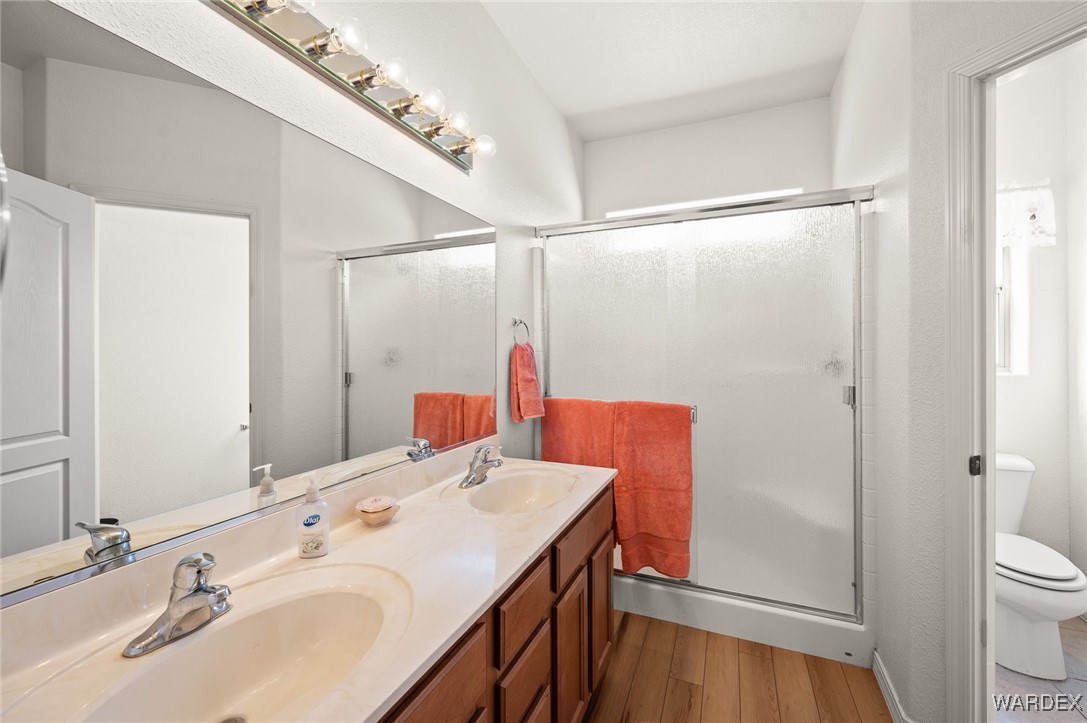 4084 Roma Road Kingman, AZ 86401 - Photo 24 of 57 Bathroom
